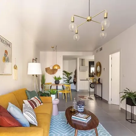 Apartment Circus Center